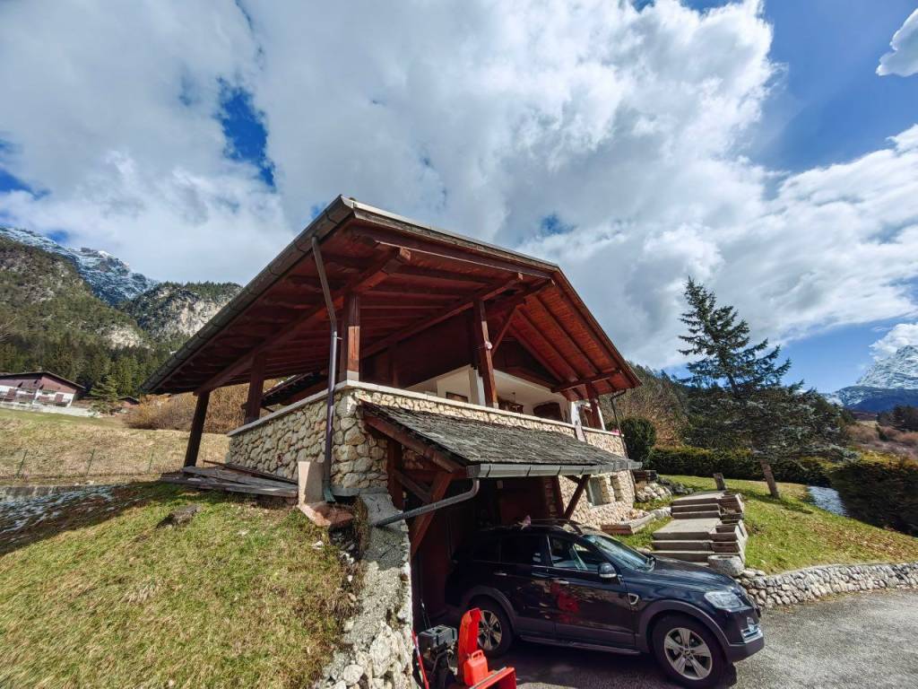 Villa a Auronzo di cadore in Via Riziò - Foto 2
