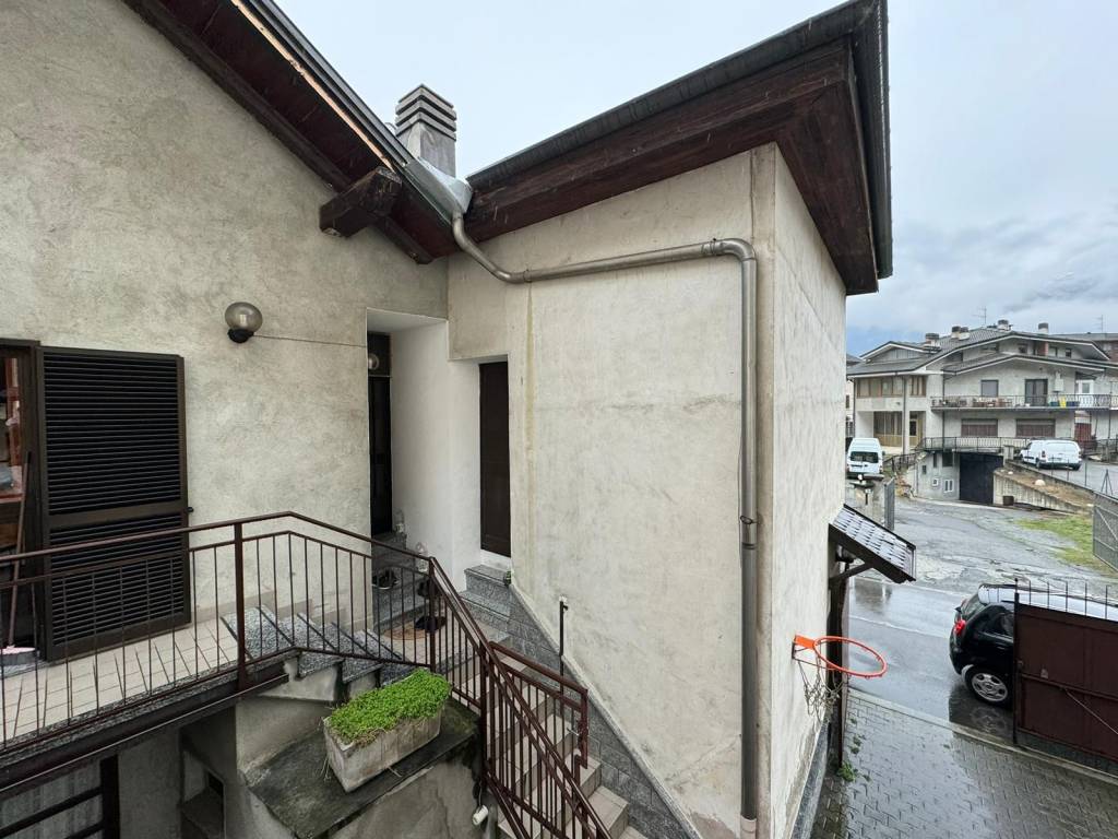 Casa indipendente a Verrès in Via Duca d'Aosta, 24 - Foto 2