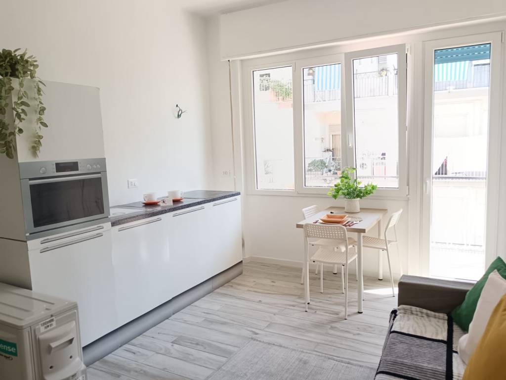 Appartamento a Albenga in Via Zara - Foto 3