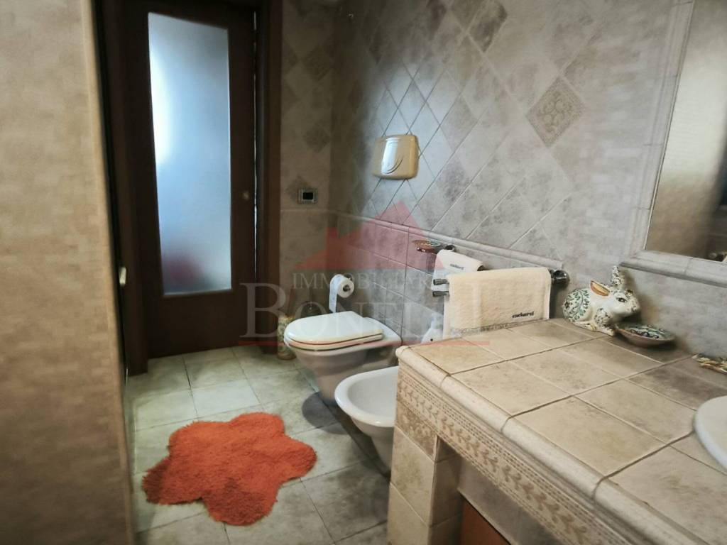 Appartamento a Caltagirone in Via Domenico Tempio - Foto 5