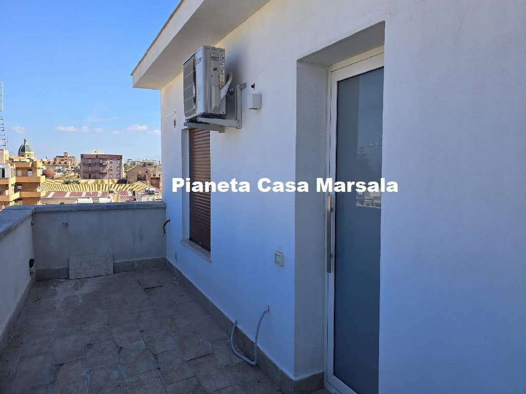 Attico / mansarda a Marsala in Via Giuseppe Garraffa - Foto 3