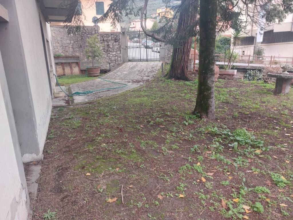 Palazzo / stabile a Buti - Foto 4