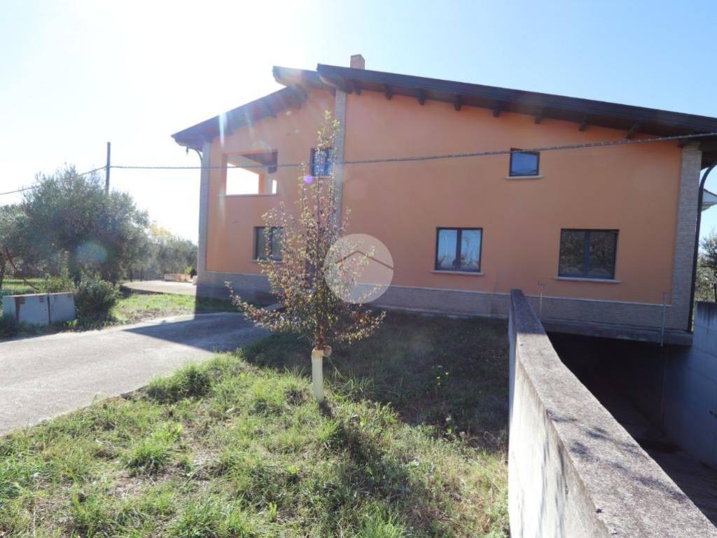Villa a Controguerra in Contrada S. Giovanni - Foto 4
