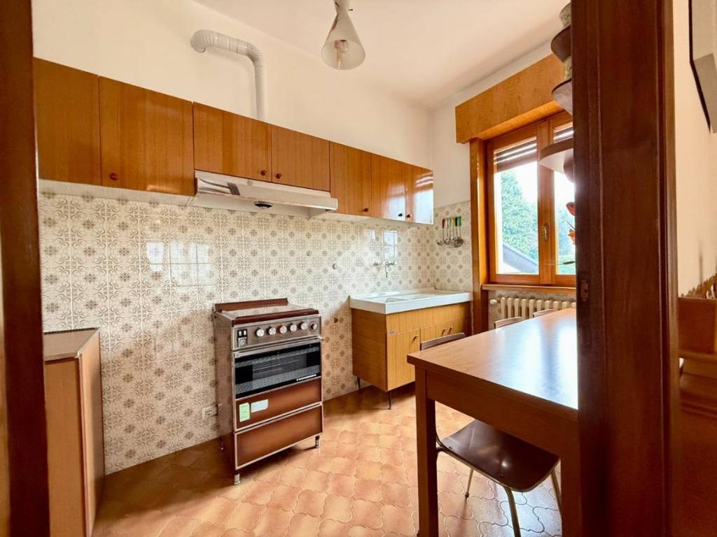 Villa a Carobbio degli angeli in Via P. Fontana Roux, 1 - Foto 4