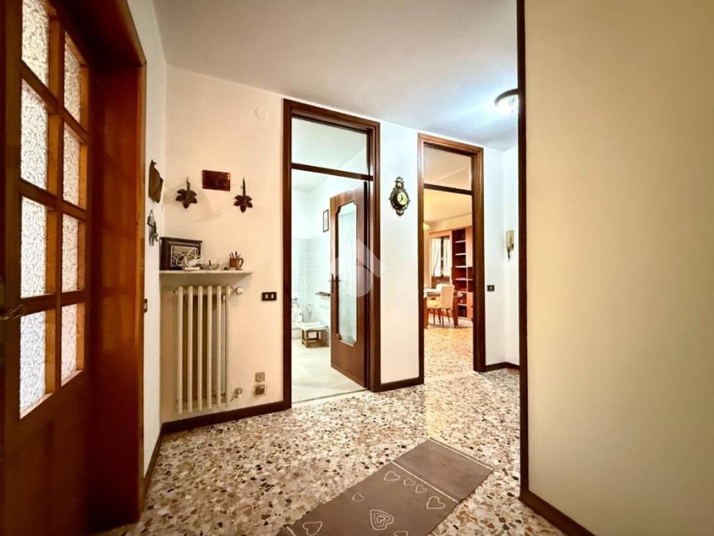 Villa a Carobbio degli angeli in Via P. Fontana Roux, 1 - Foto 5