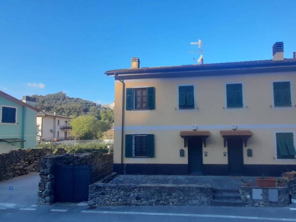 Casa indipendente a Carasco in Via Santa Maria di Sturla - Foto 3