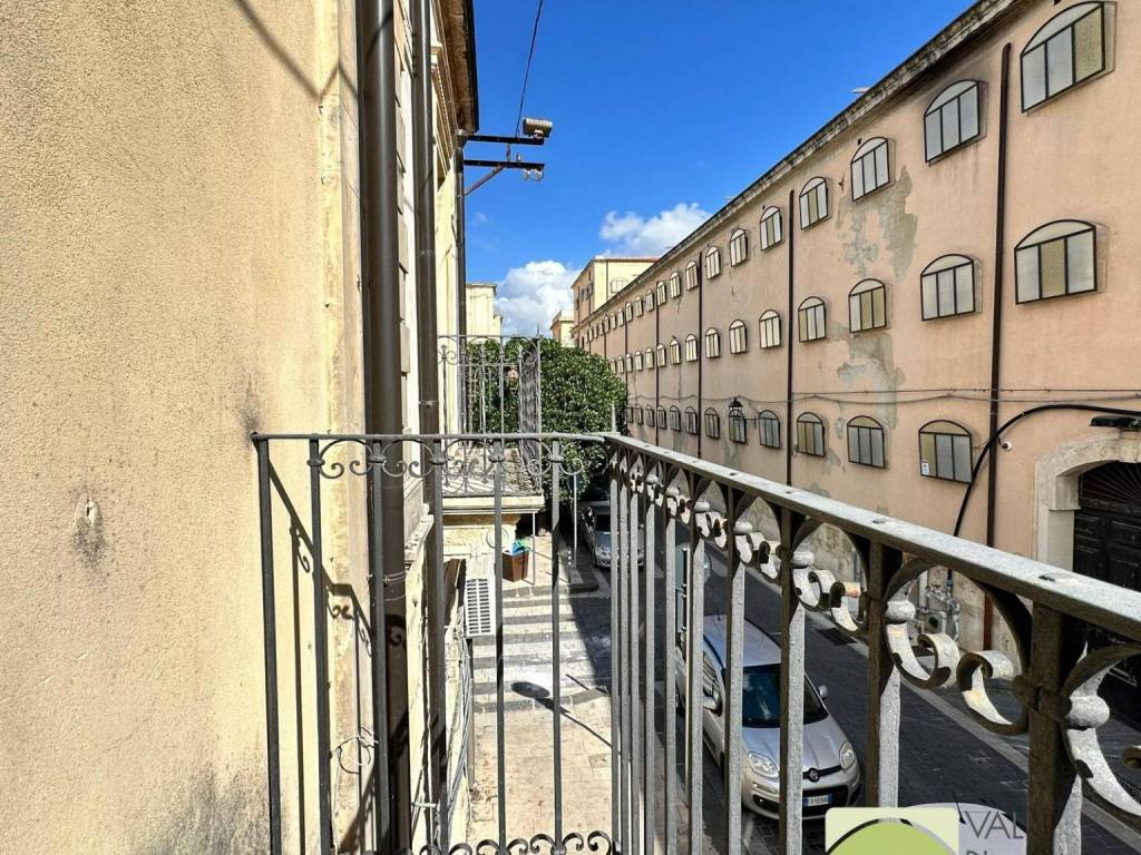 Casa indipendente a Noto in Piazza Giuseppe Mazzini - Foto 4