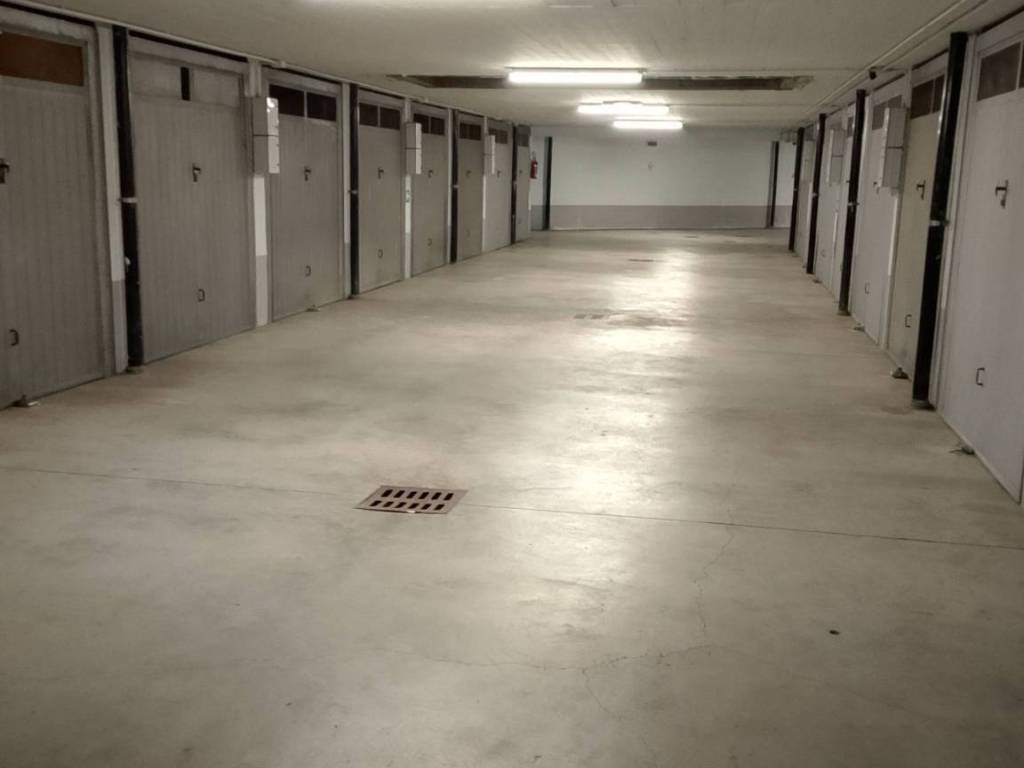 Box / garage a Venaria reale in VIA BAZZANINI, 15 - Foto 2