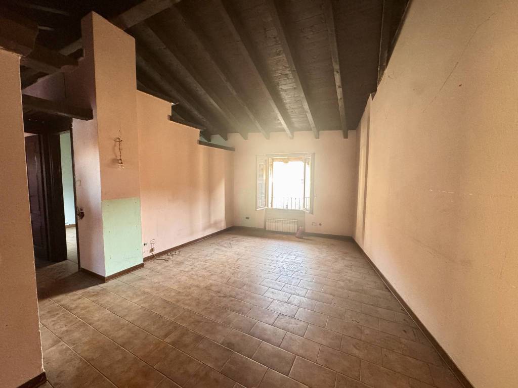 Appartamento a Carugo in Via Roma - Foto 2