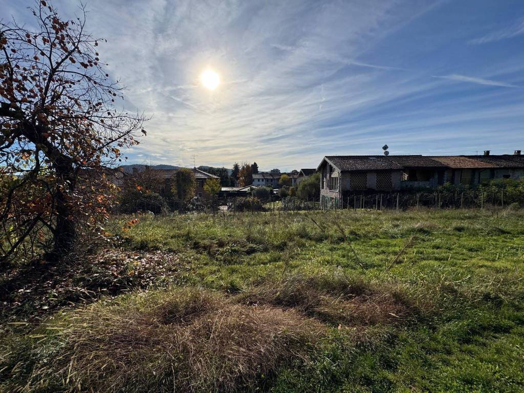 Terreno a Cadrezzate con osmate in Via Piave - Foto 4