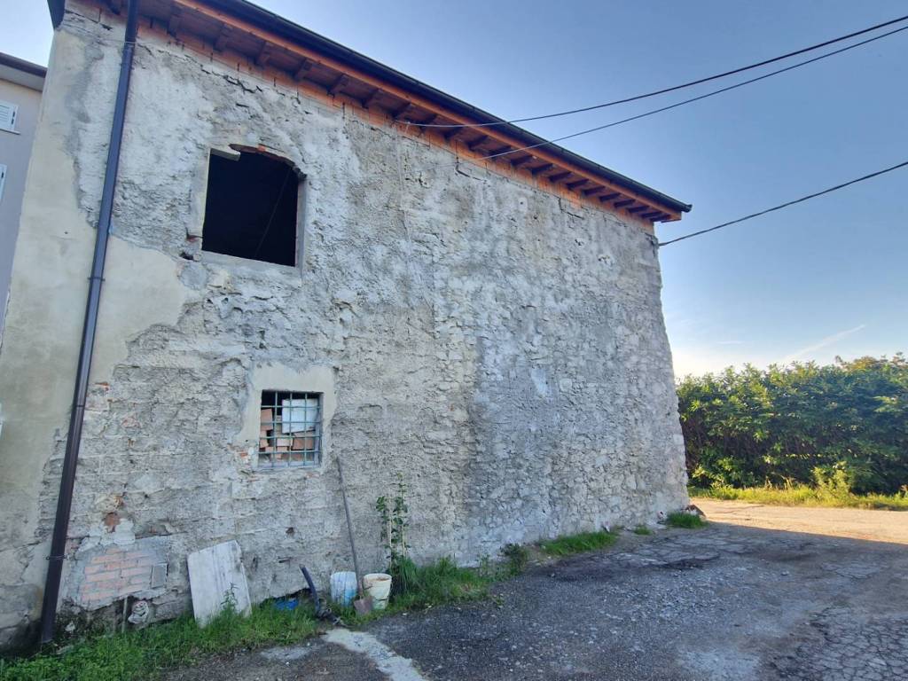 Casa indipendente a Quarrata in Via Statale, 421 - Foto 5