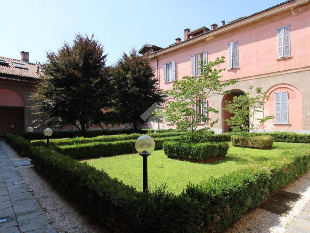 Appartamento a Bareggio in Via Don Villa, 27 - Foto 3
