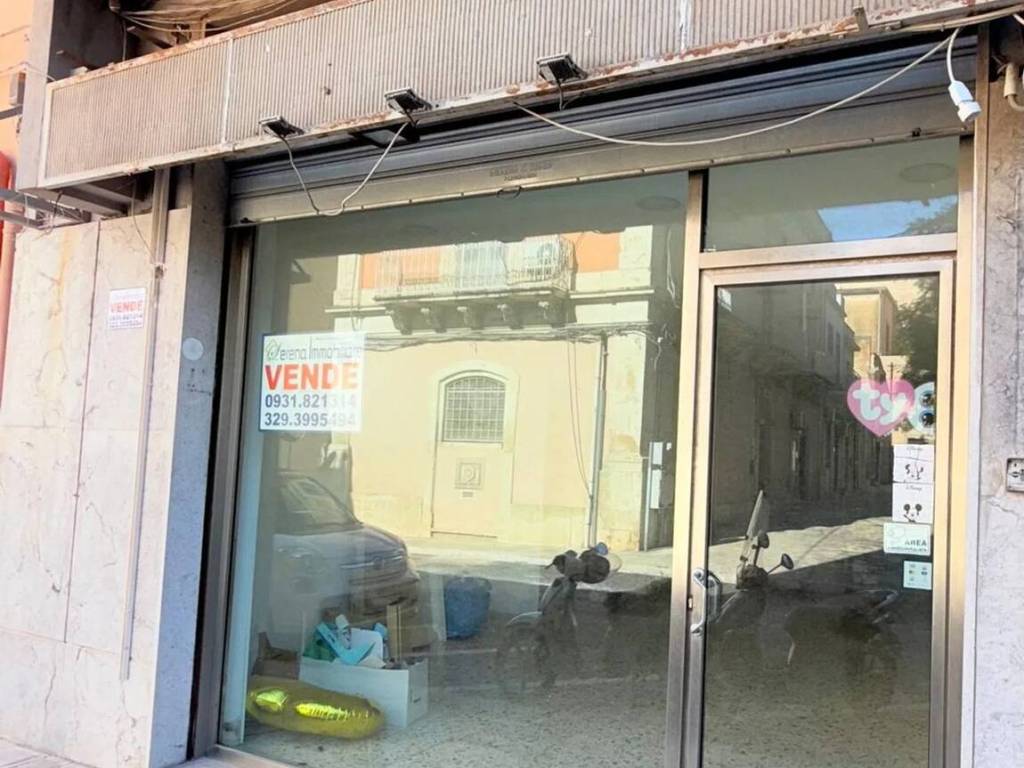 Immobile a Avola in Piazza Teatro, 29 - Foto 2