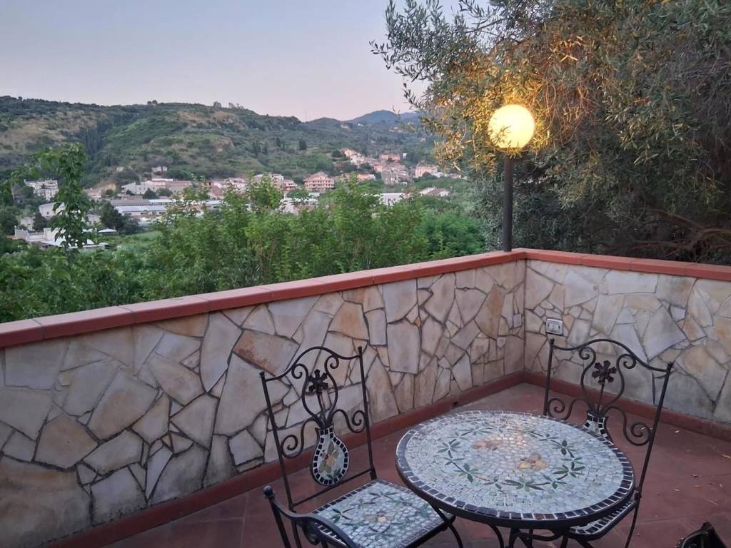 Casa indipendente a Rometta in strada provinciale s.andrea - Foto 2