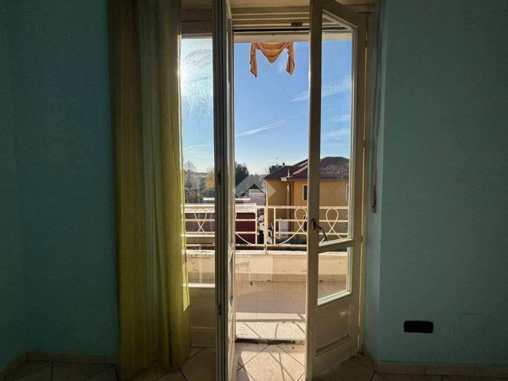 Appartamento a Leinì in Via del Santuario, 18 - Foto 2