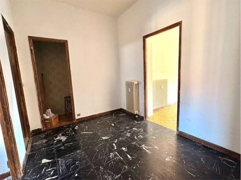 Appartamento a Pinerolo in Via May, 7 - Foto 2