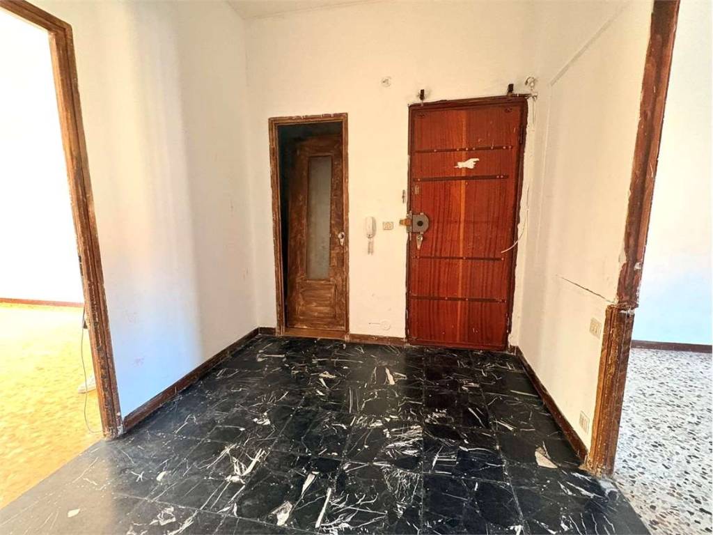 Appartamento a Pinerolo in Via May, 7 - Foto 4