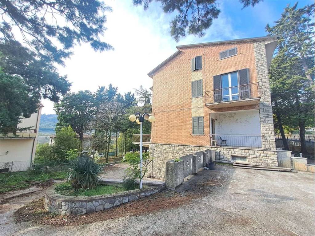 Casa indipendente a Perugia in Via Giuseppe Giusti, 64 - Foto 5