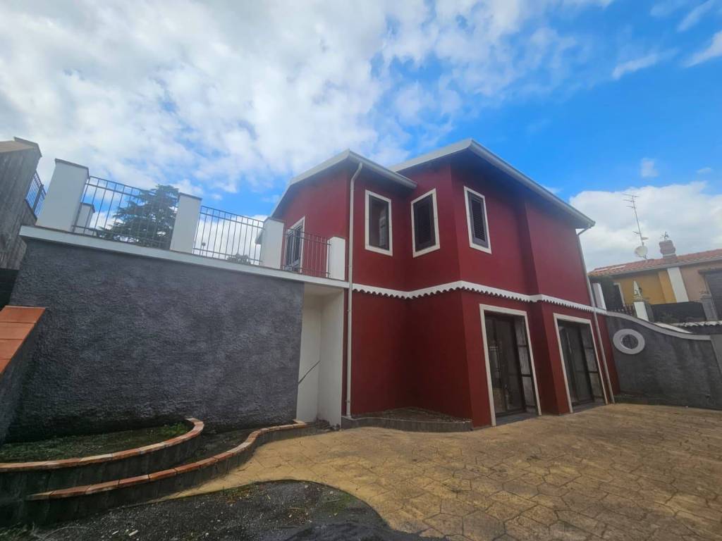 Villa a Zafferana etnea in VIA BOSCO, 27 - Foto 2
