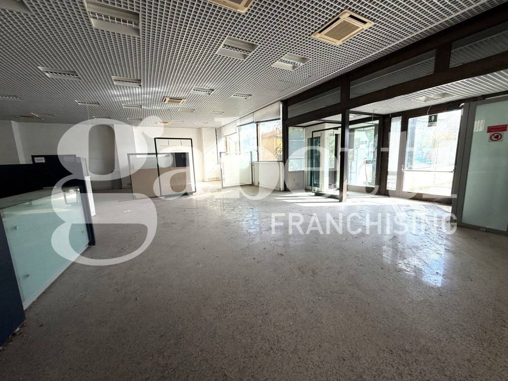 Palazzo / stabile a Santa maria a monte - Foto 4