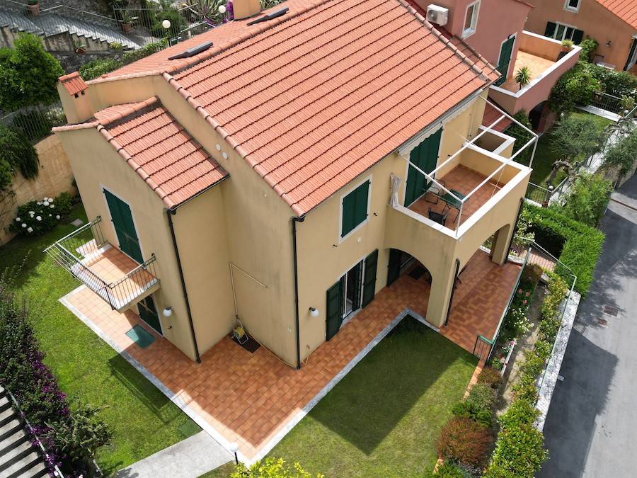 Appartamento a Finale ligure in Via dei Forti di Legnino, 22 - Foto 5
