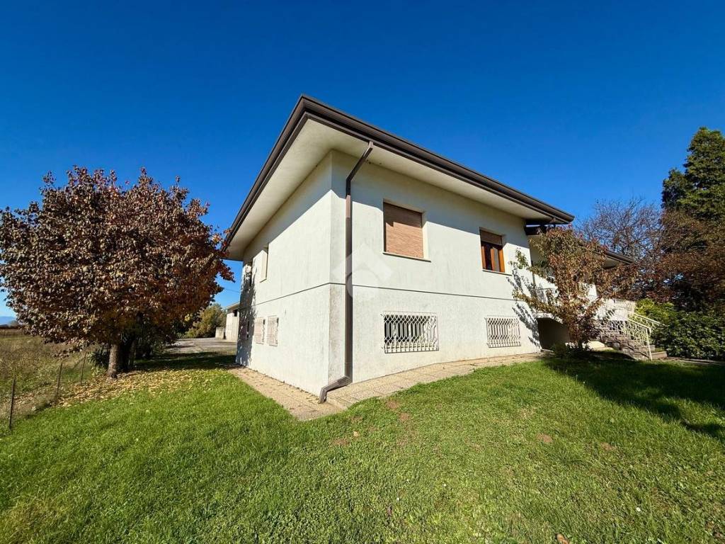Casa indipendente a Pravisdomini in Via Barco, 1 - Foto 3