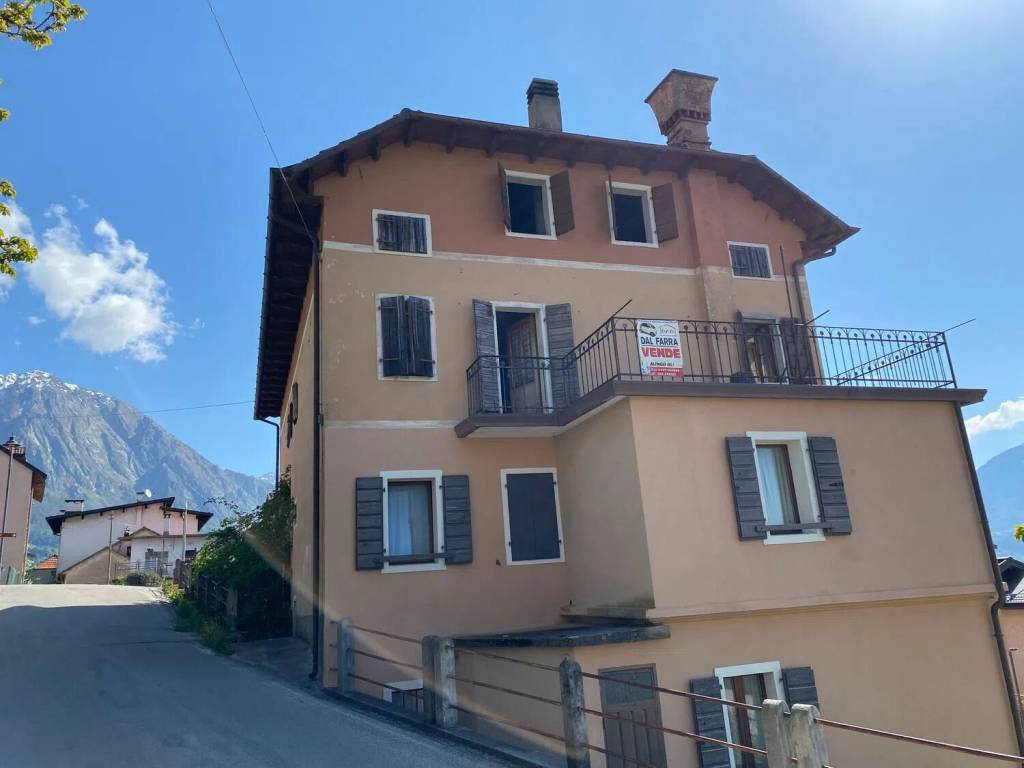 Appartamento a Alpago in Via Nuova, 10 - Foto 2