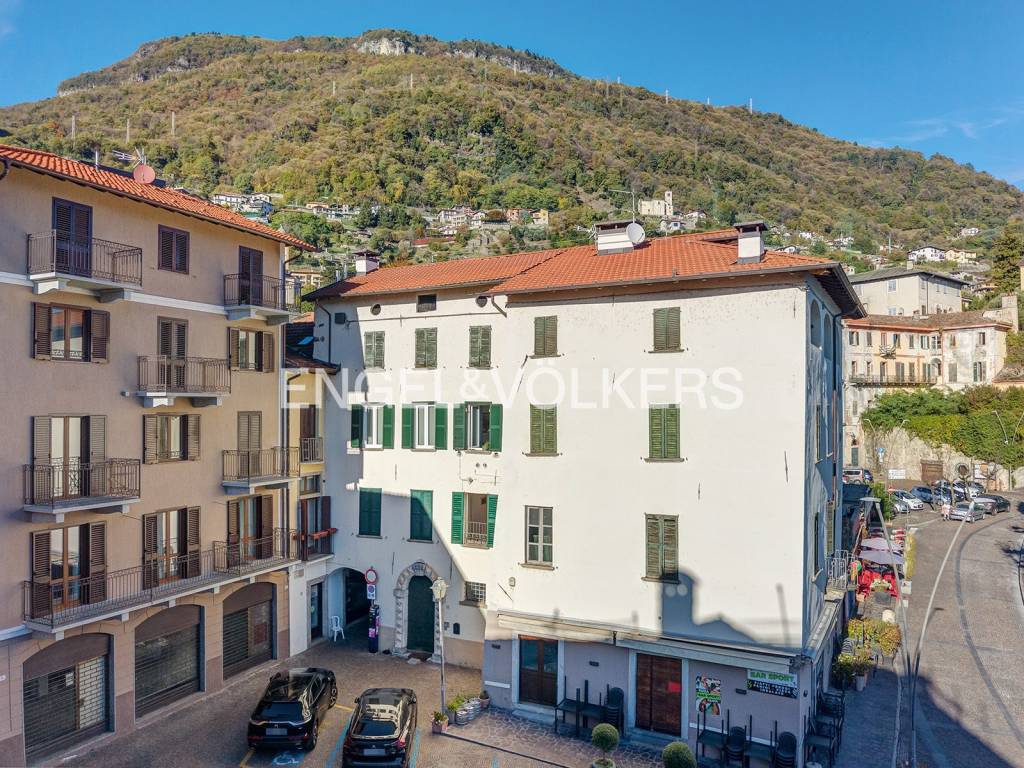 Appartamento a Gravedona ed uniti in Piazza Camillo Benso di Cavour - Foto 5