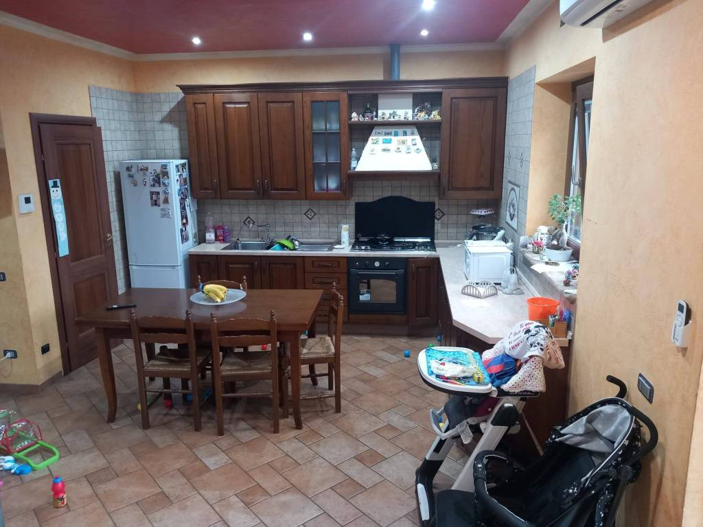 Appartamento a Minturno in Via Olmello, 72 - Foto 3
