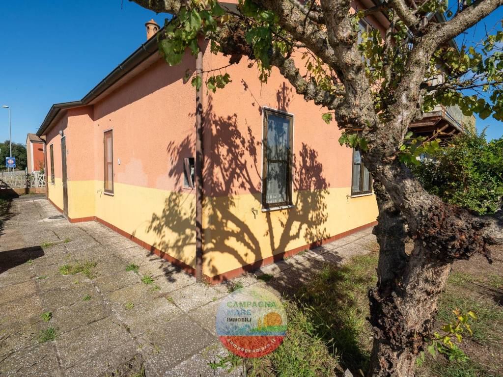 Villa a Lagosanto in Via Strada Provinciale Boschetto - Foto 4
