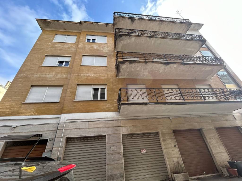 Palazzo / stabile a Cassino in Via Molise - Foto 2