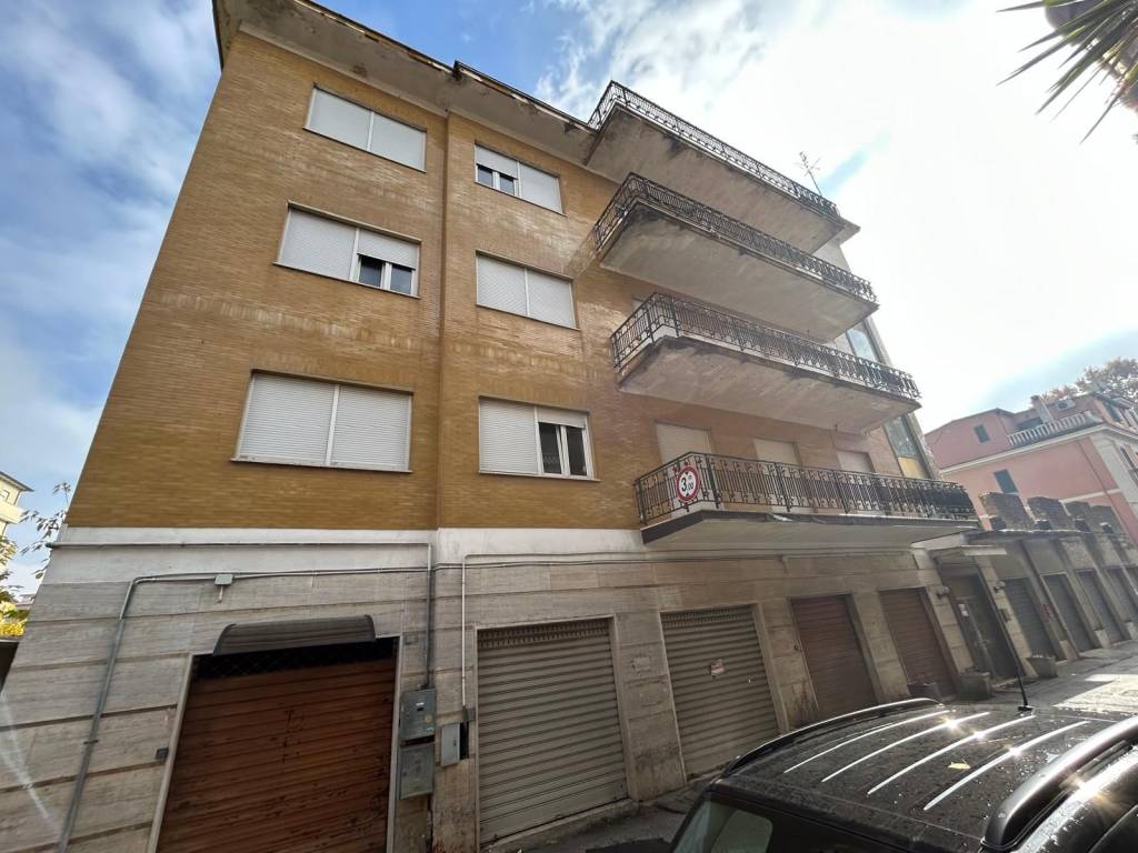 Palazzo / stabile a Cassino in Via Molise - Foto 3