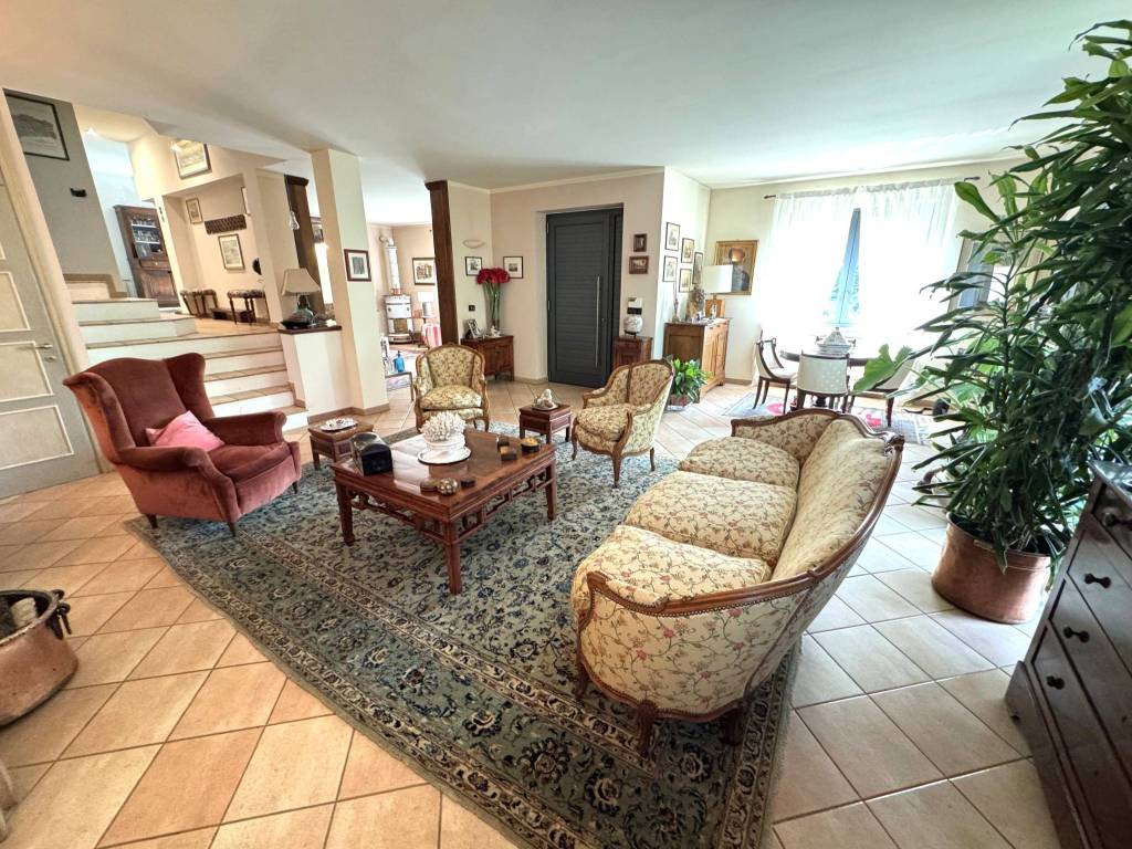 Villa a Pecetto torinese in Strada Sabena, 56 - Foto 3