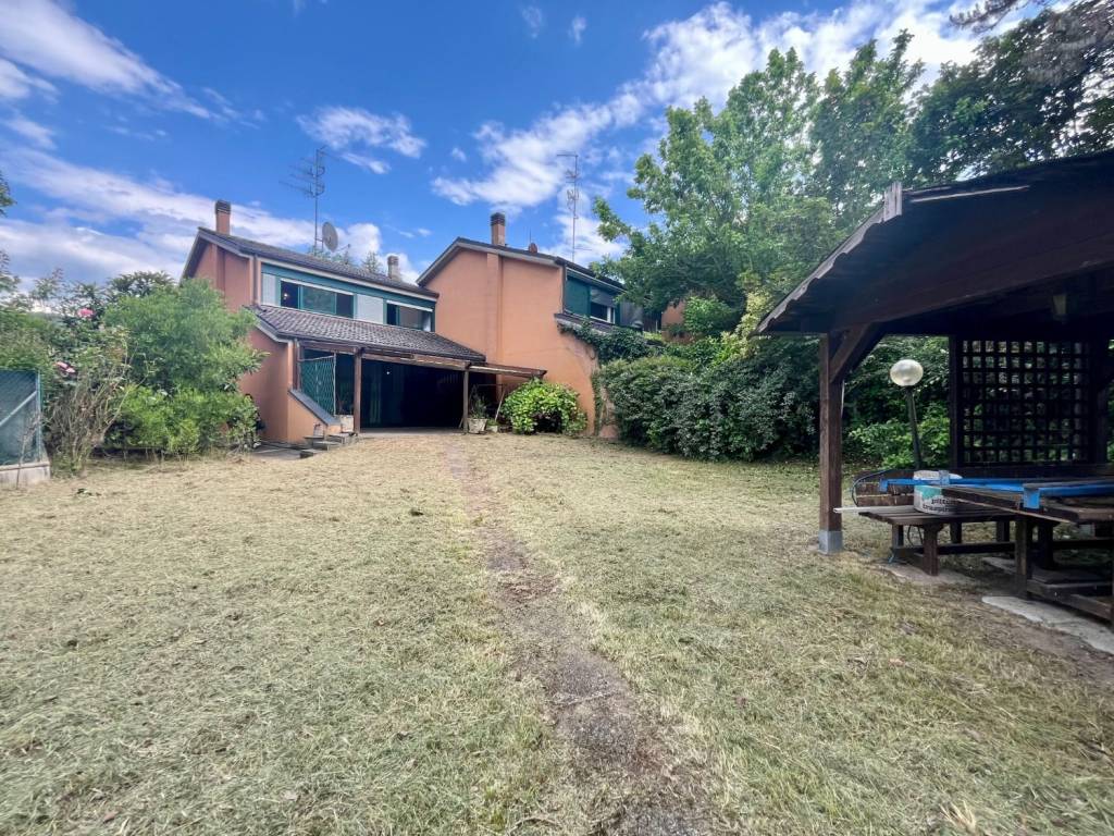 Villa a Pianoro in Via Nazionale, 60 - Foto 2