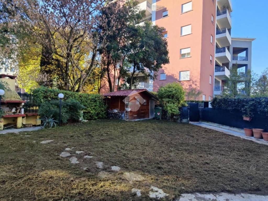 Villetta a schiera a Verona in Via Luigi Negrelli, 83 - Foto 4