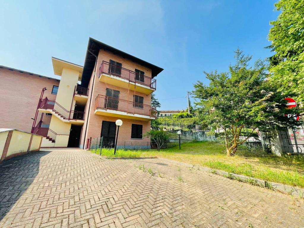 Palazzo / stabile a Montegrosso d'asti in Via Montello, 9 - Foto 5