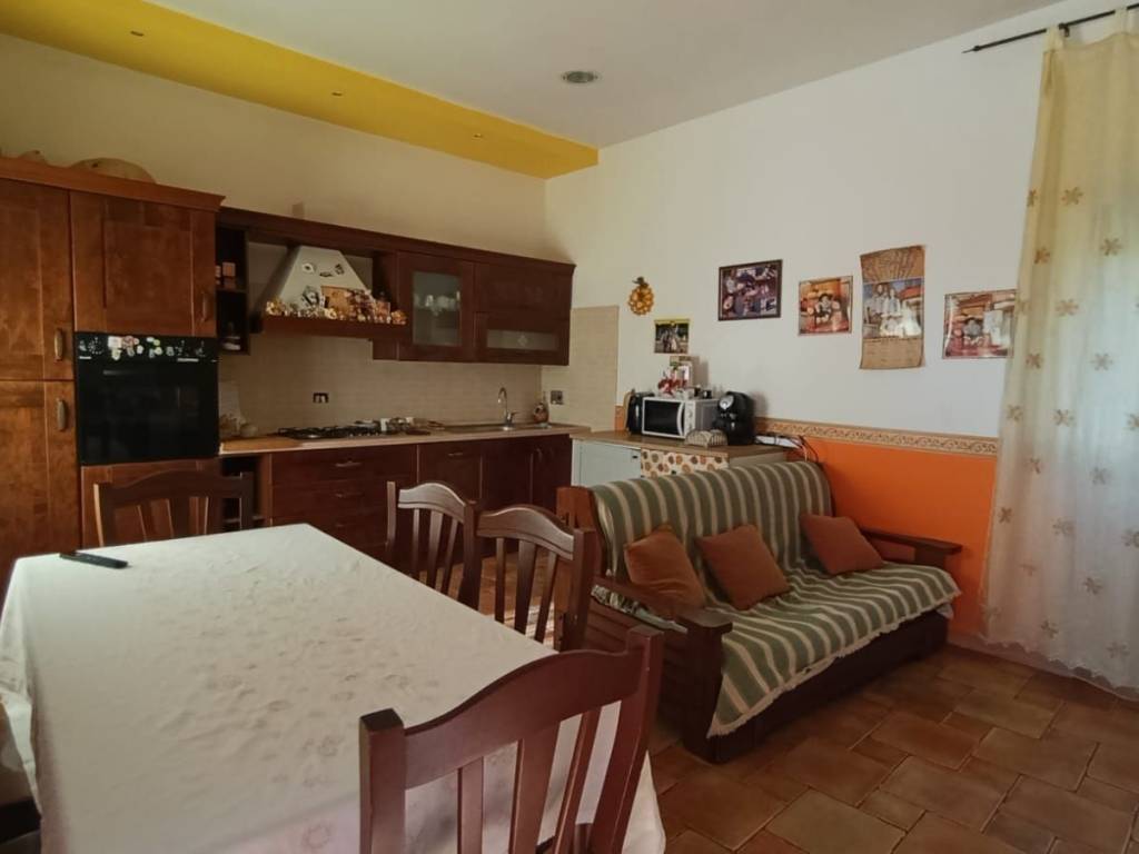 Villa a Minturno in Via Olmello, 74 - Foto 2