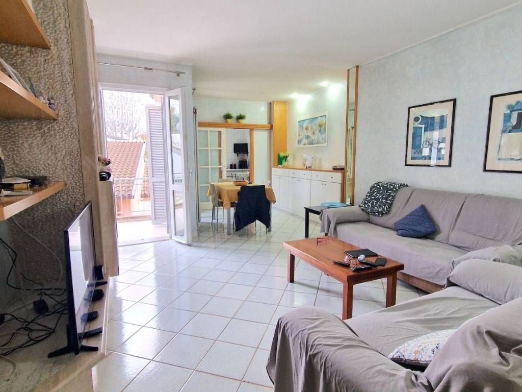 Casa indipendente a Riccione in Corso Fratelli Cervi - Foto 3