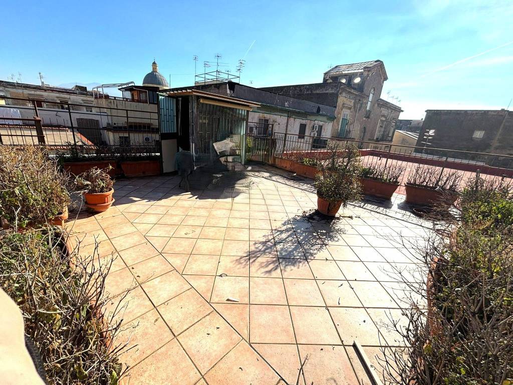 Appartamento a Torre annunziata in Piazza Ernesto Cesaro, 48 - Foto 2