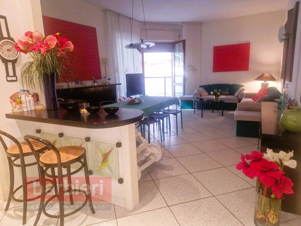 Appartamento a Cervia in viale luigi cadorna, 12 - Foto 2