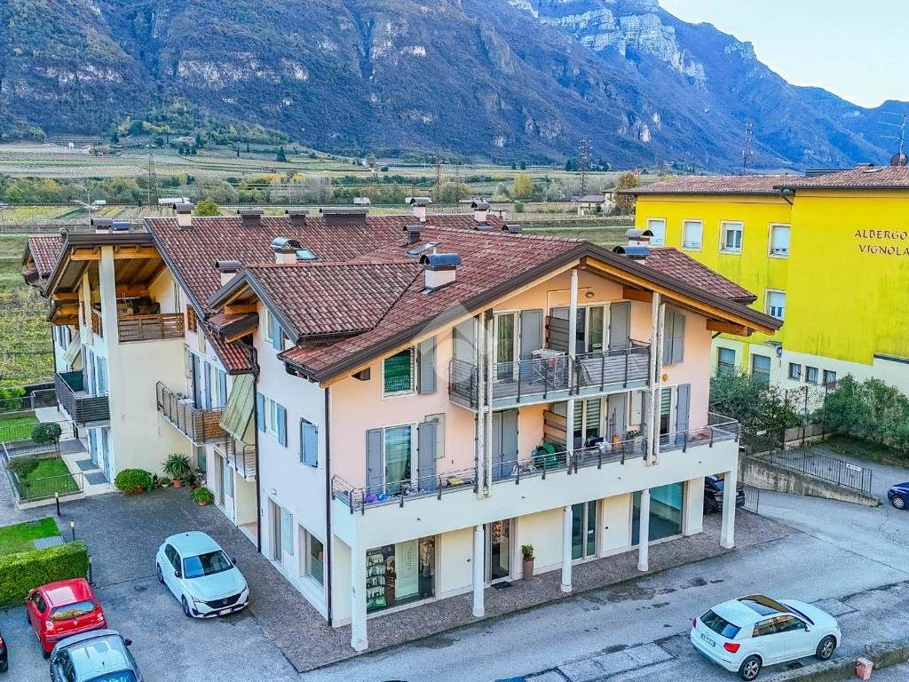 Appartamento a Avio in Viale Alcide Degasperi, 6 - Foto 2