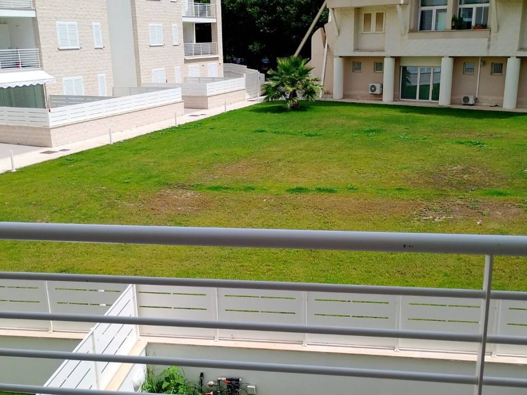 Appartamento a Fiumicino in Via Ortona - Foto 2