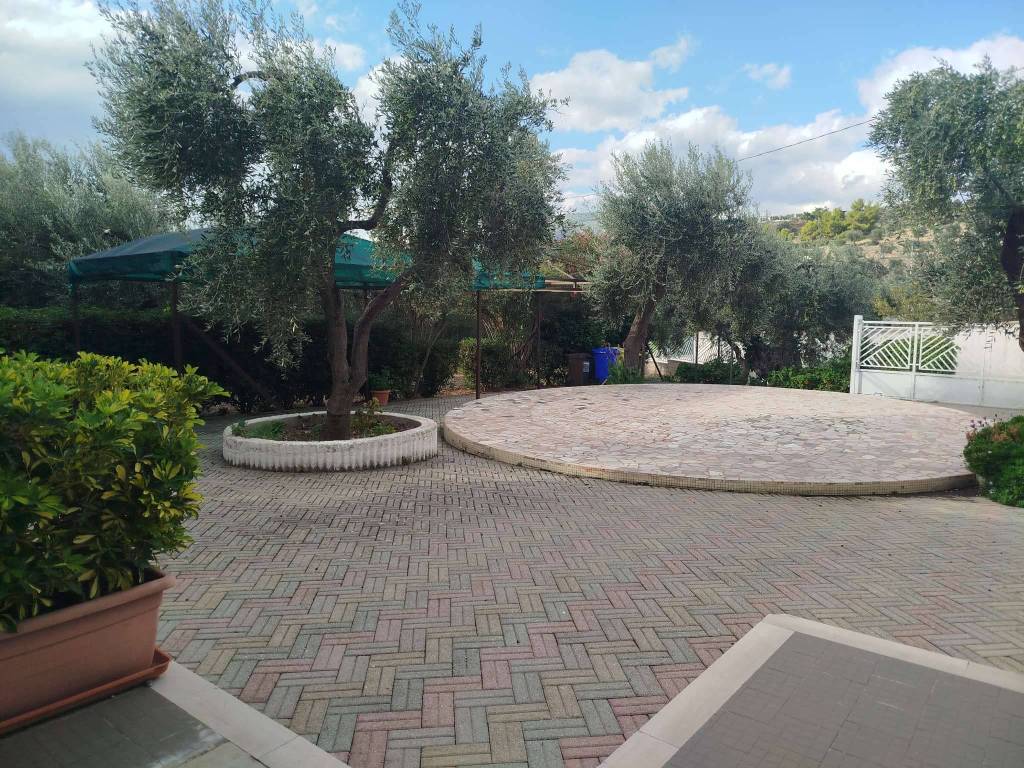 Casa indipendente a Mattinata in contrada Sperlonga - Foto 2
