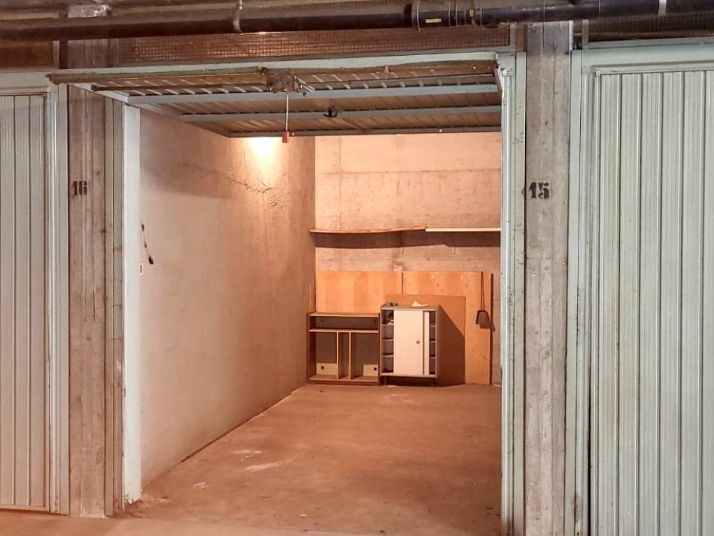 Box / garage a Nichelino in Via Giuseppe Giusti - Foto 4