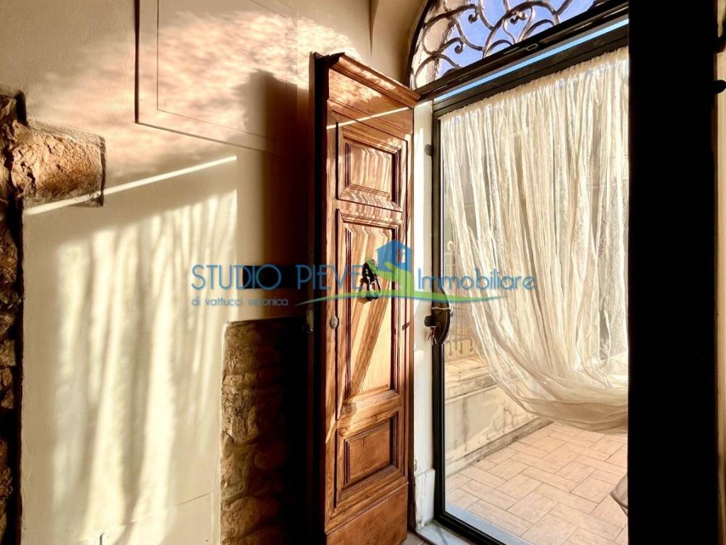 Casa indipendente a Monsummano terme in Piazza Giuseppe Giusti - Foto 2