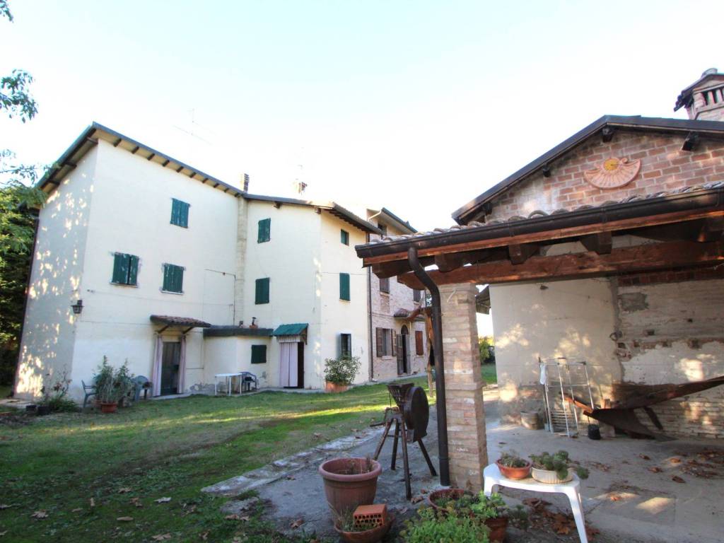 Rustico / casale a Valsamoggia in Via Magazzino - Foto 2