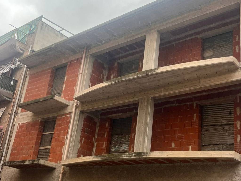 Palazzo / stabile a Bagheria in Via Città di Palermo - Foto 2