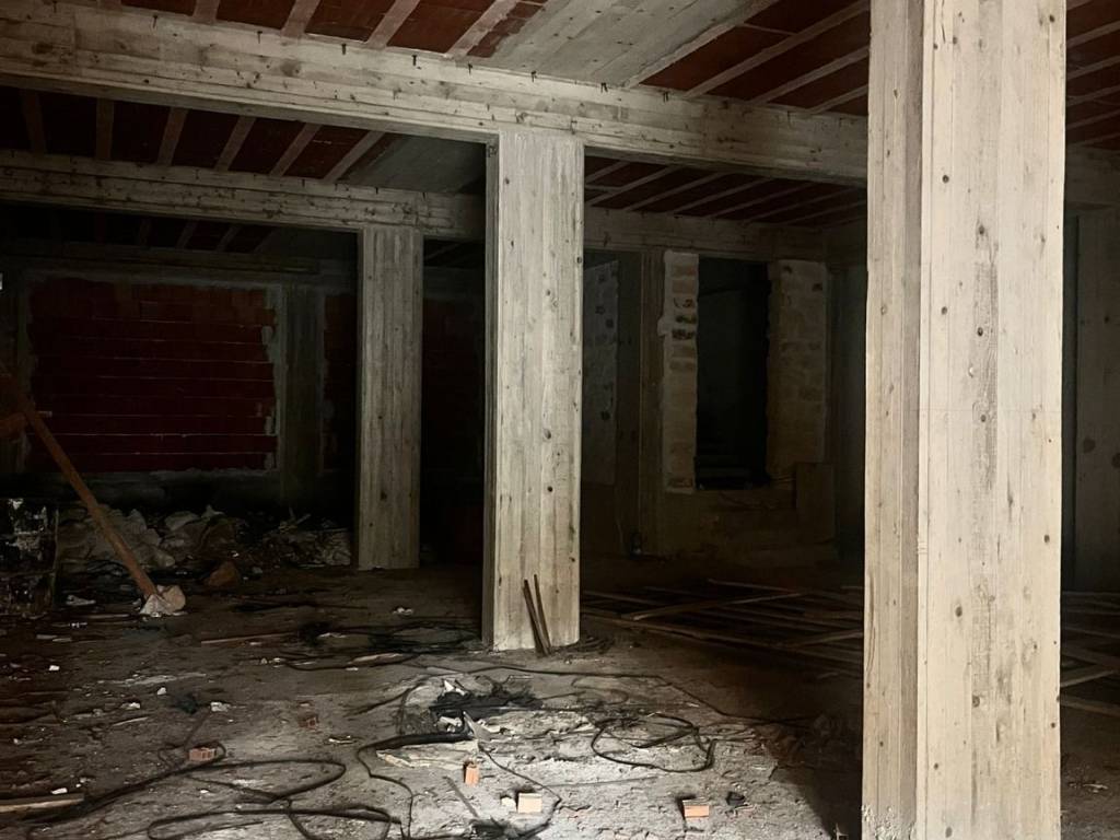 Palazzo / stabile a Bagheria in Via Città di Palermo - Foto 3