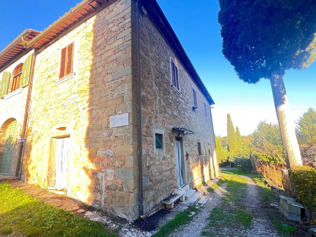 Rustico / casale a Lucignano in cerreto - Foto 2