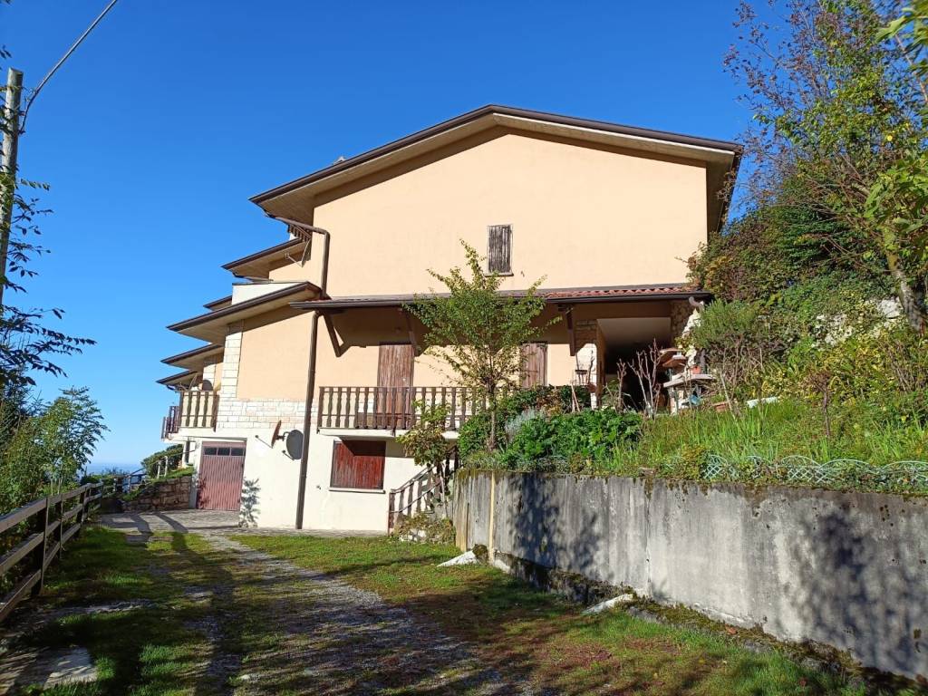 Appartamento a Grone in Via San Fermo, 1 - Foto 2